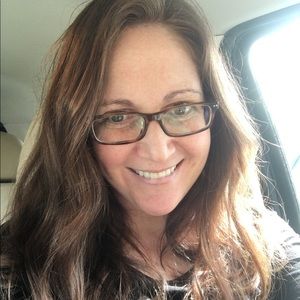 Meet your Posher, Ana